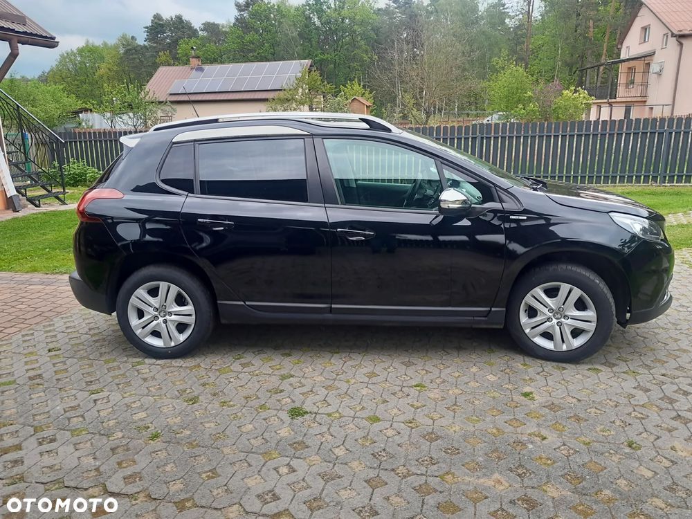 Peugeot 2008 1.2 Pure Tech Style - 2