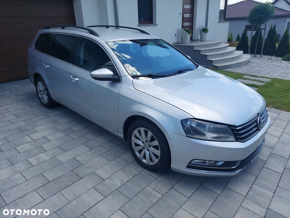 Volkswagen Passat - 2