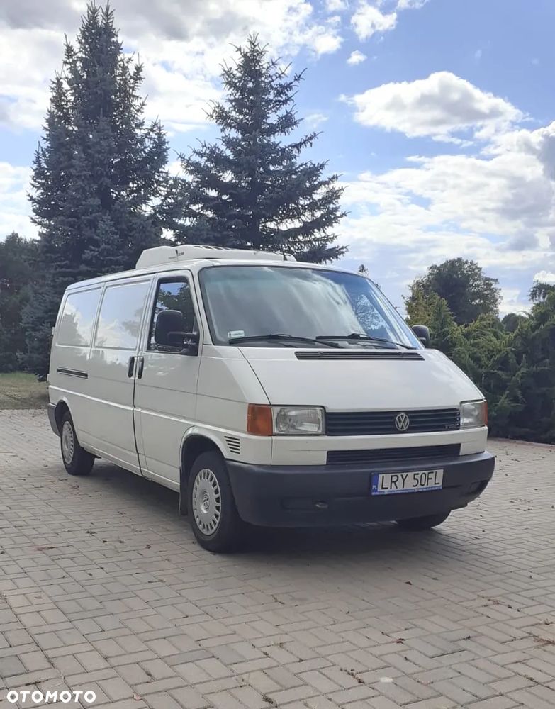 Volkswagen Transporter - 2