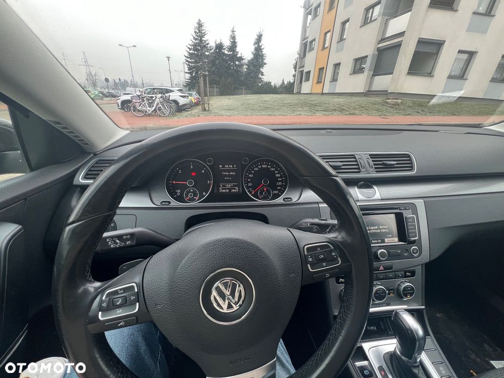Volkswagen Passat Variant 2.0 TDI Comfortline DSG - 20