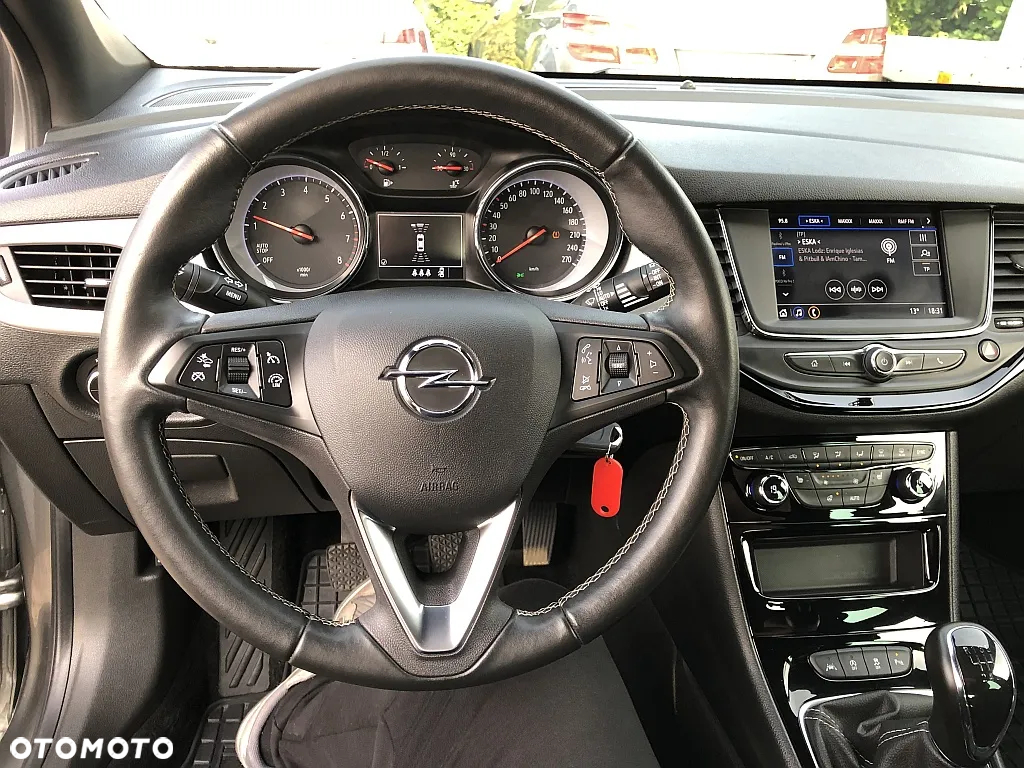 Opel Astra V 1.2 T GS Line S&S - 18