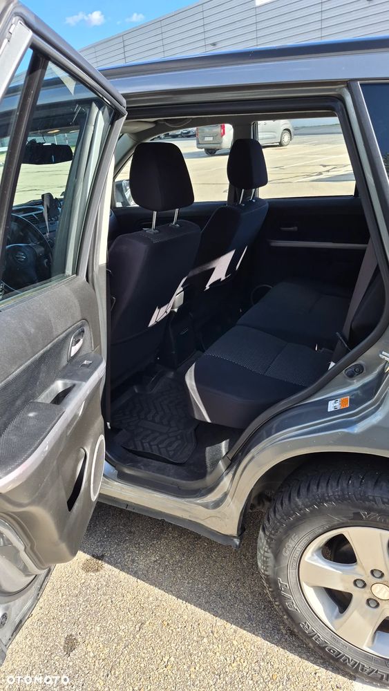 Suzuki Grand Vitara - 22