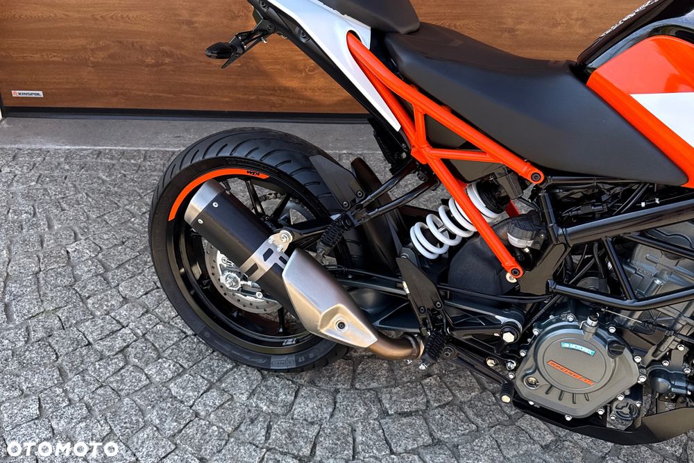KTM Duke 125 - 11