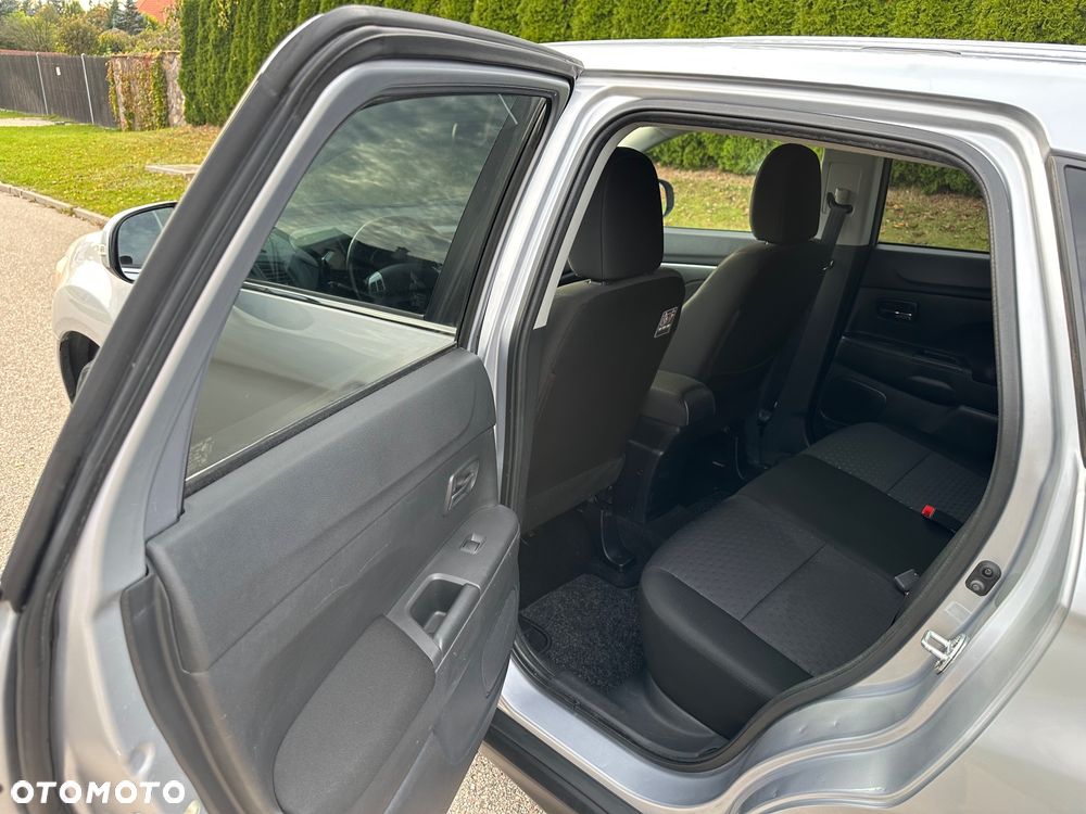 Mitsubishi ASX 1.6 Instyle AS&G - 14