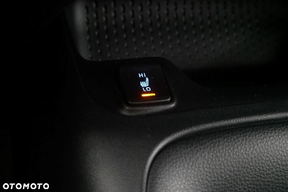 Toyota Corolla 1.8 Hybrid Comfort - 20