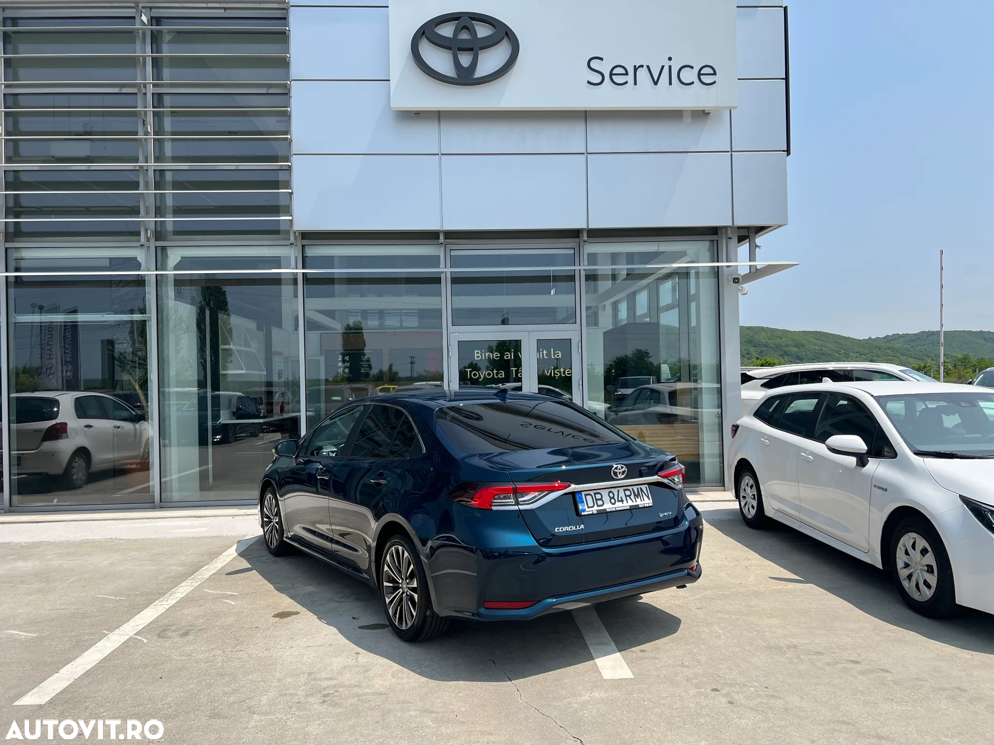 Toyota Corolla 1.8 HSD Dynamic - 3