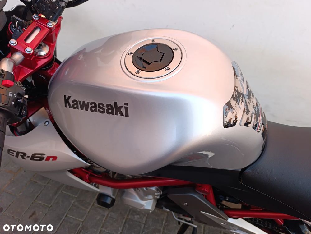 Kawasaki ER - 13