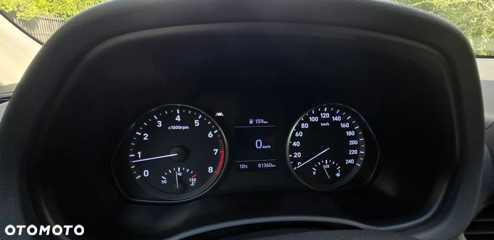 Hyundai i30 1.5 DPI Classic + - 13