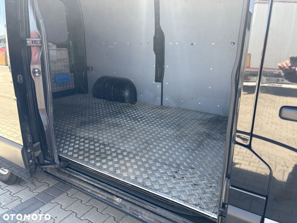 Renault MASTER 2.3 DCI L2H2 - 19