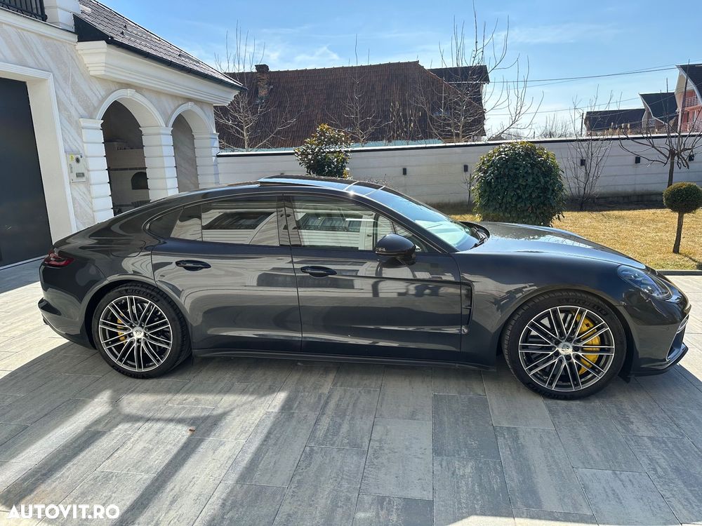 Porsche Panamera Turbo - 7