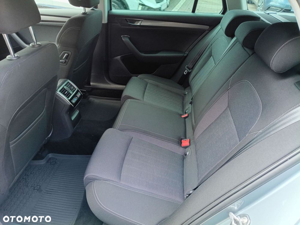 Skoda Superb 2.0 TSI Style DSG - 17