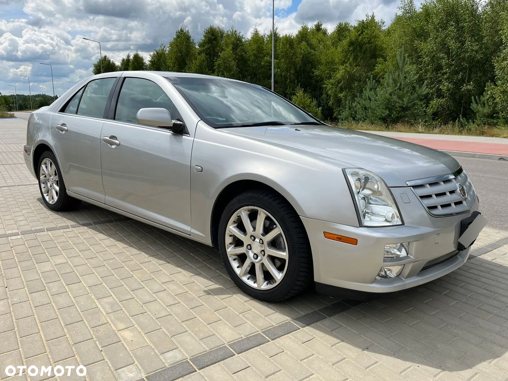 Cadillac STS - 7