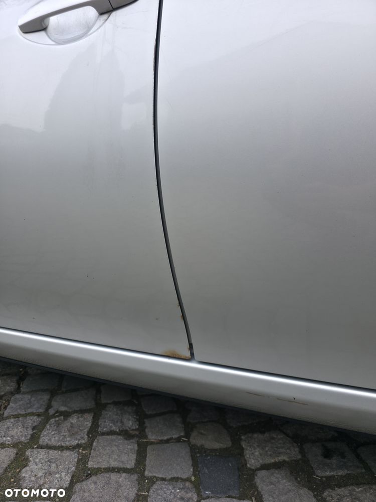 Toyota Auris 1.4 D-4D Premium - 6