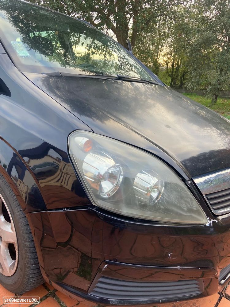 Opel Zafira 1.9 CDTi Enjoy - 14