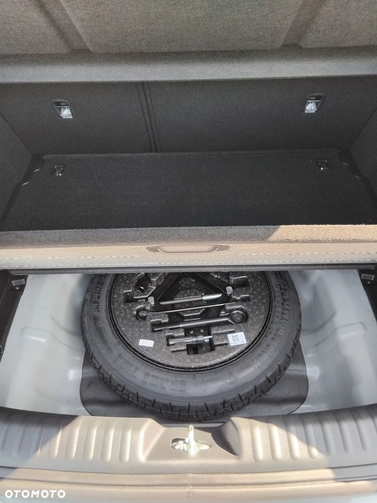 Kia XCeed 1.6 T-GDI Tribute DCT - 12