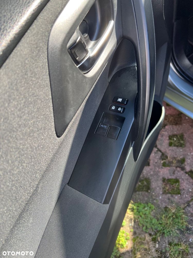 Toyota Auris 1.4 D-4D Active - 21
