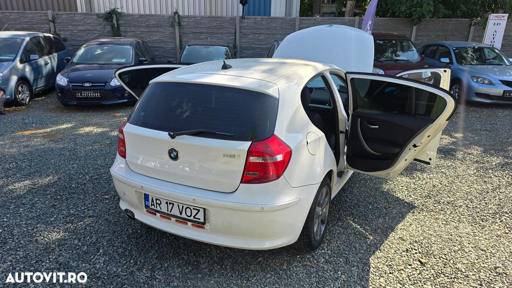 BMW Seria 1 116i - 10