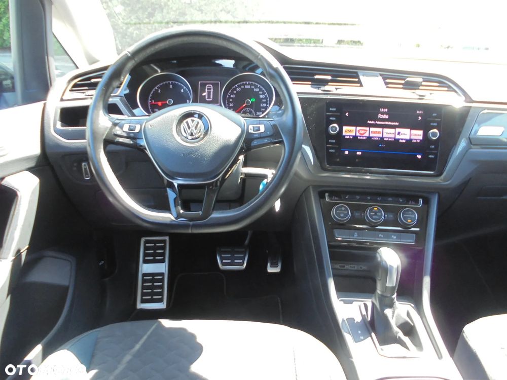 Volkswagen Touran 2.0 TDI SCR DSG IQ.DRIVE - 12