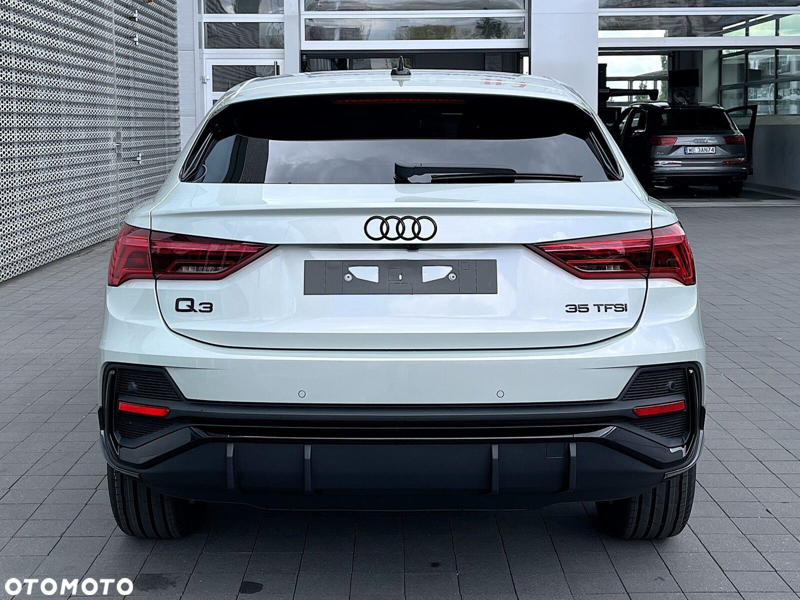 Audi Q3 Sportback - 8