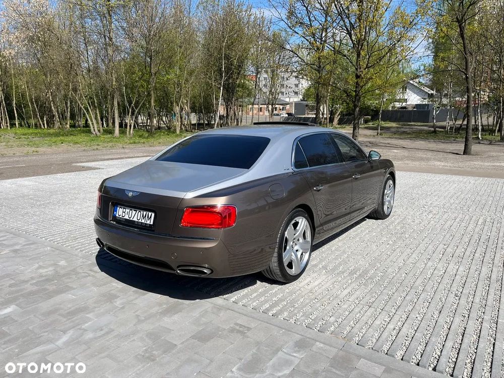 Bentley Flying Spur W12 - 7