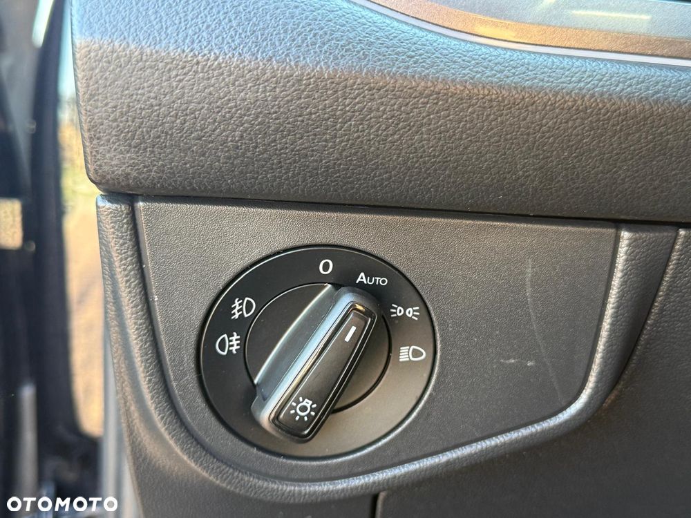 Volkswagen Polo - 22