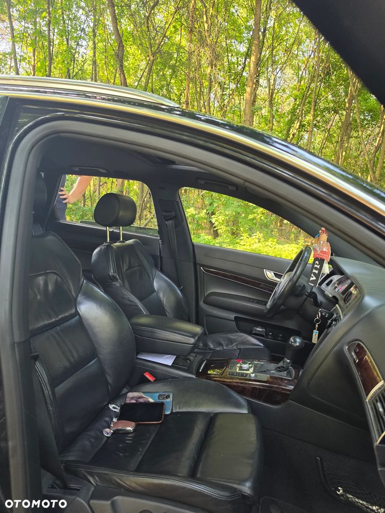 Audi A6 Avant 4.2 Quattro Tiptronic - 12