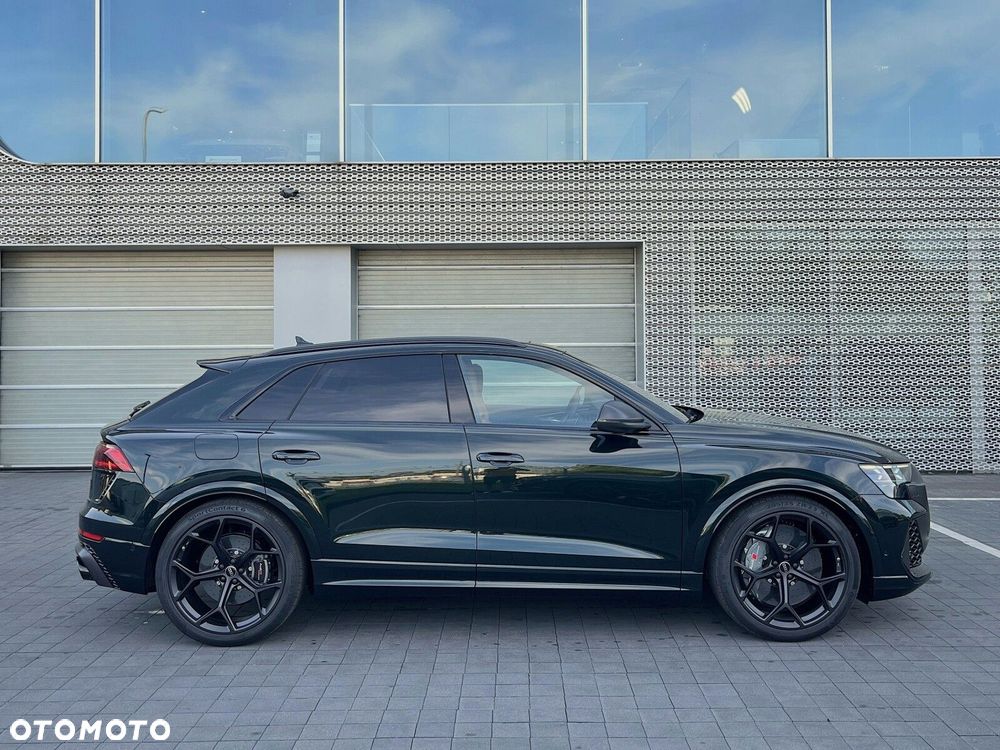 Audi RS Q8 - 25