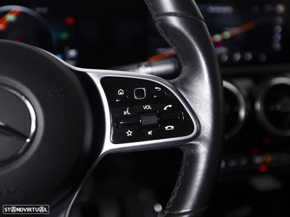 Mercedes-Benz A 250 e Style Plus - 17