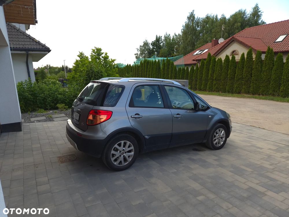 Fiat Sedici 1.6 16V 4x4 Emotion - 3
