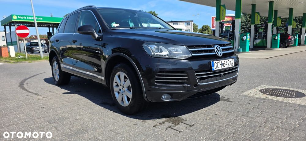 Volkswagen Touareg - 1