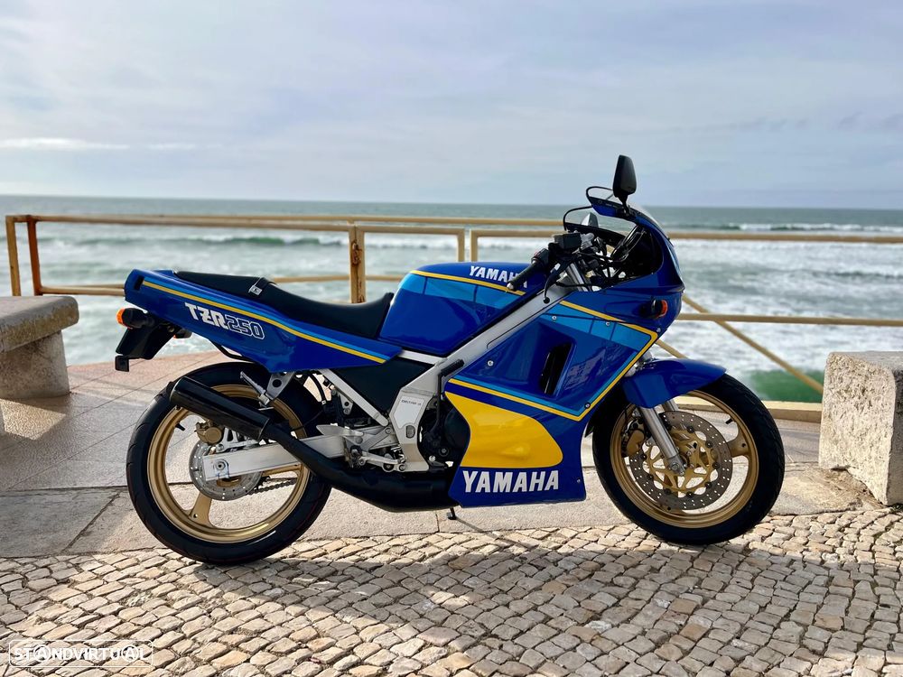 Yamaha TZR 250 2MA - 1