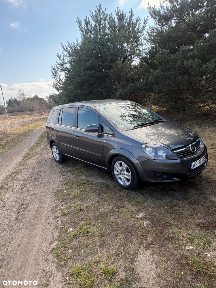 Opel Zafira - 9