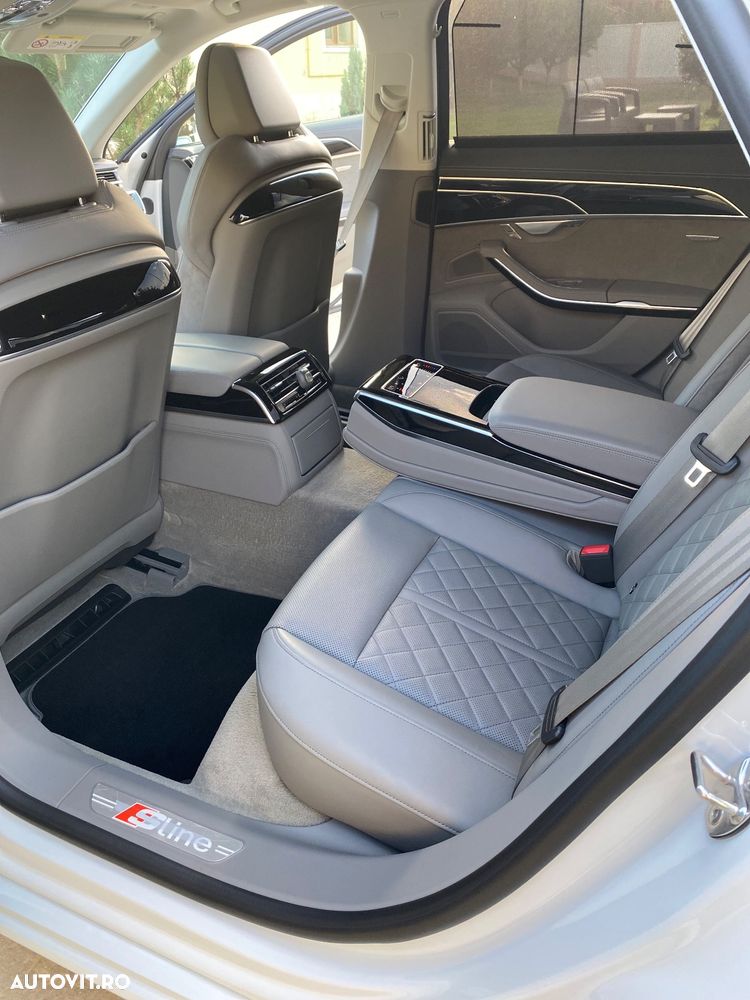 Audi A8 - 7