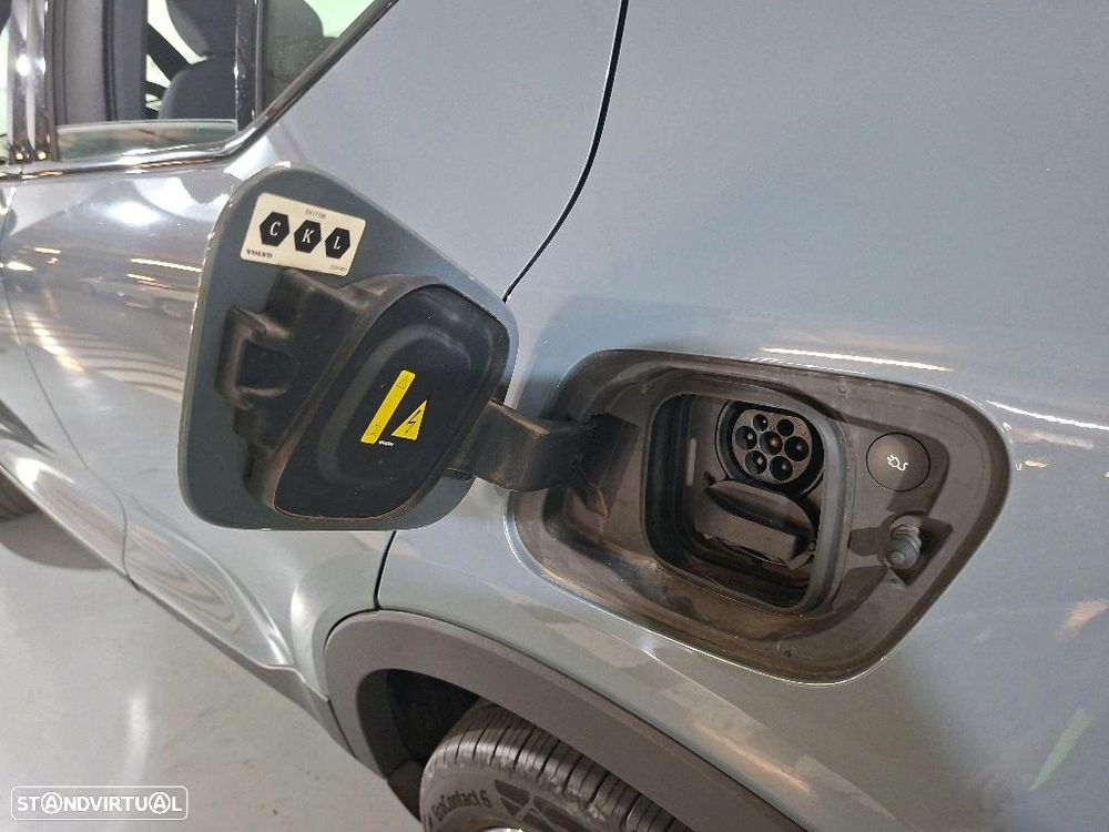 Volvo XC 40 Recharge Core - 10