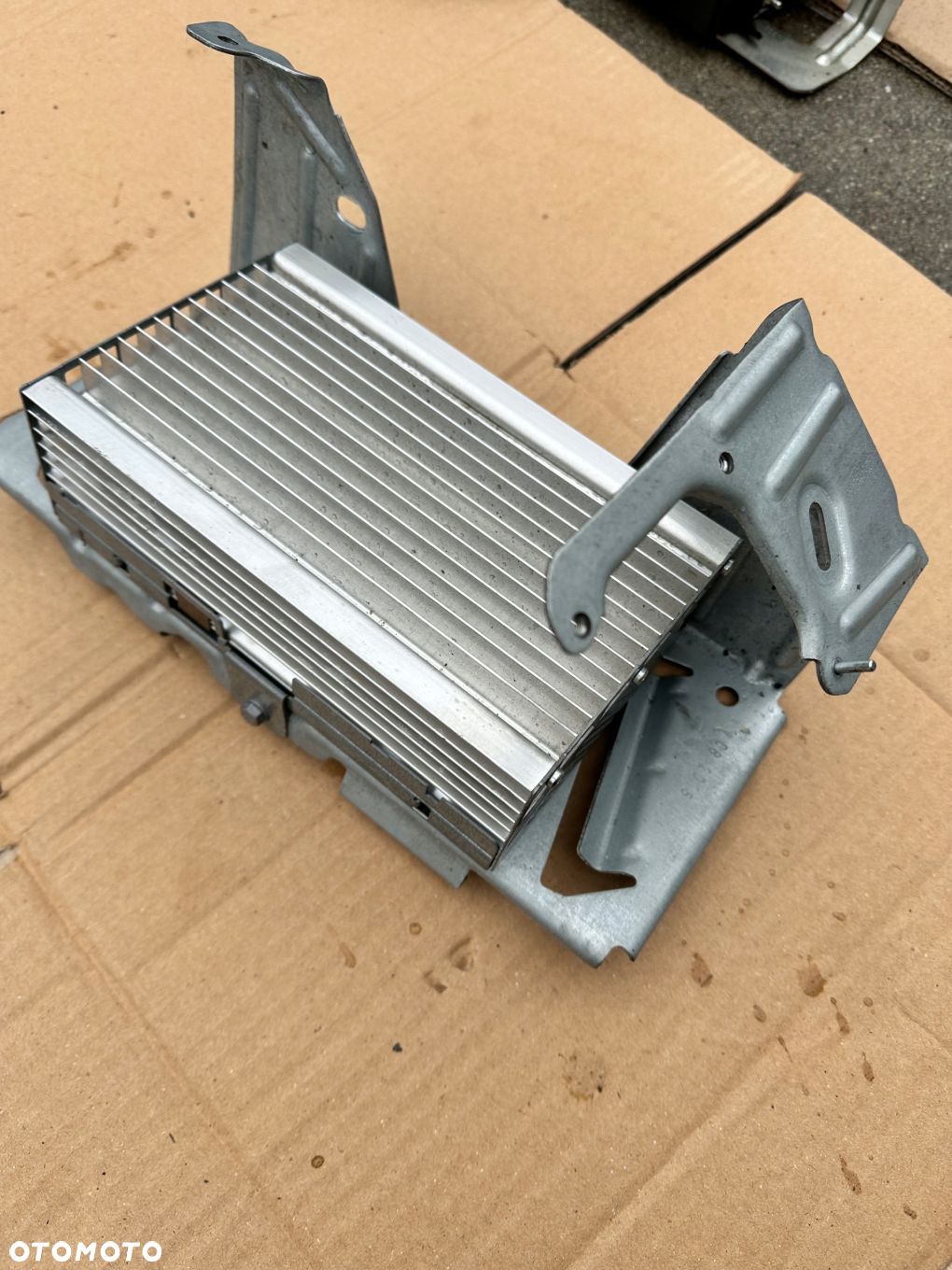 Wzmacniacz HIFI Harman BMW 5 F10 F11 9312593 - 1