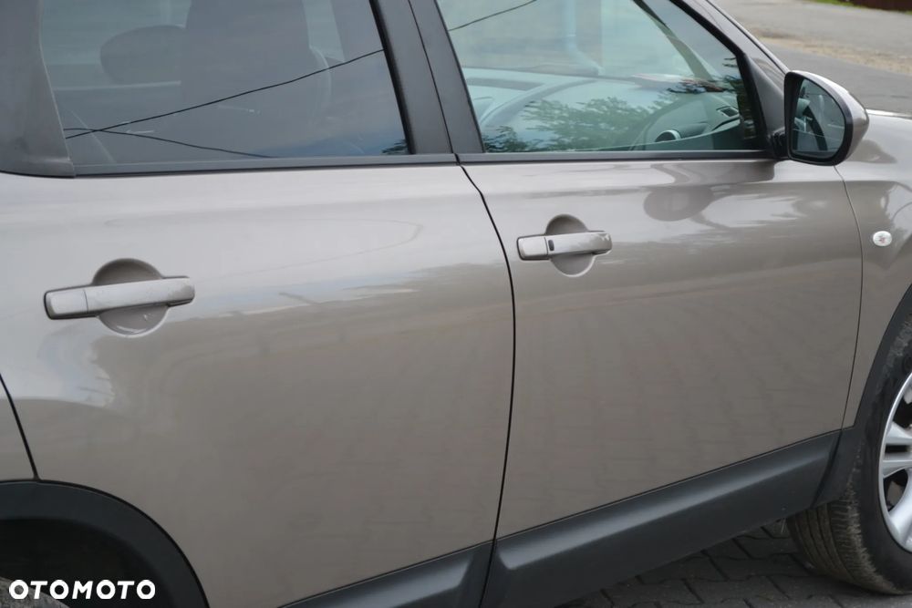 Nissan Qashqai 2.0 dCi Tekna EU5 - 9