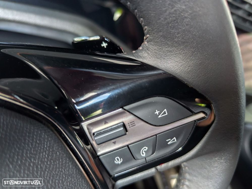 Peugeot 308 1.2 PureTech Allure EAT8 - 16