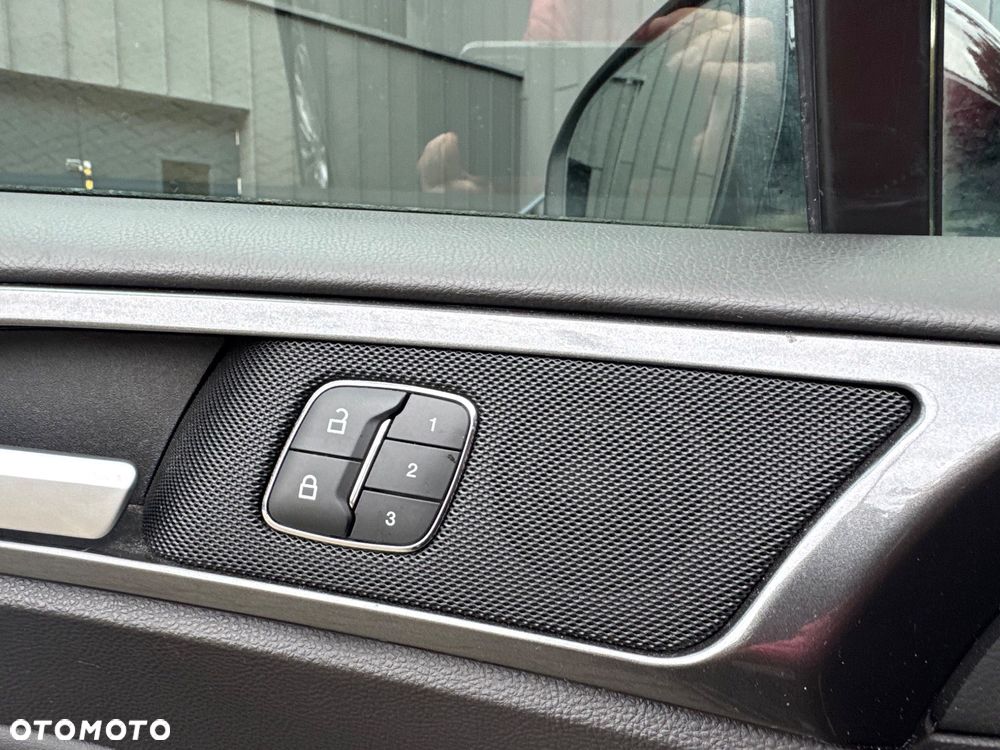 Ford Mondeo Turnier 2.0 EcoBlue Titanium - 28
