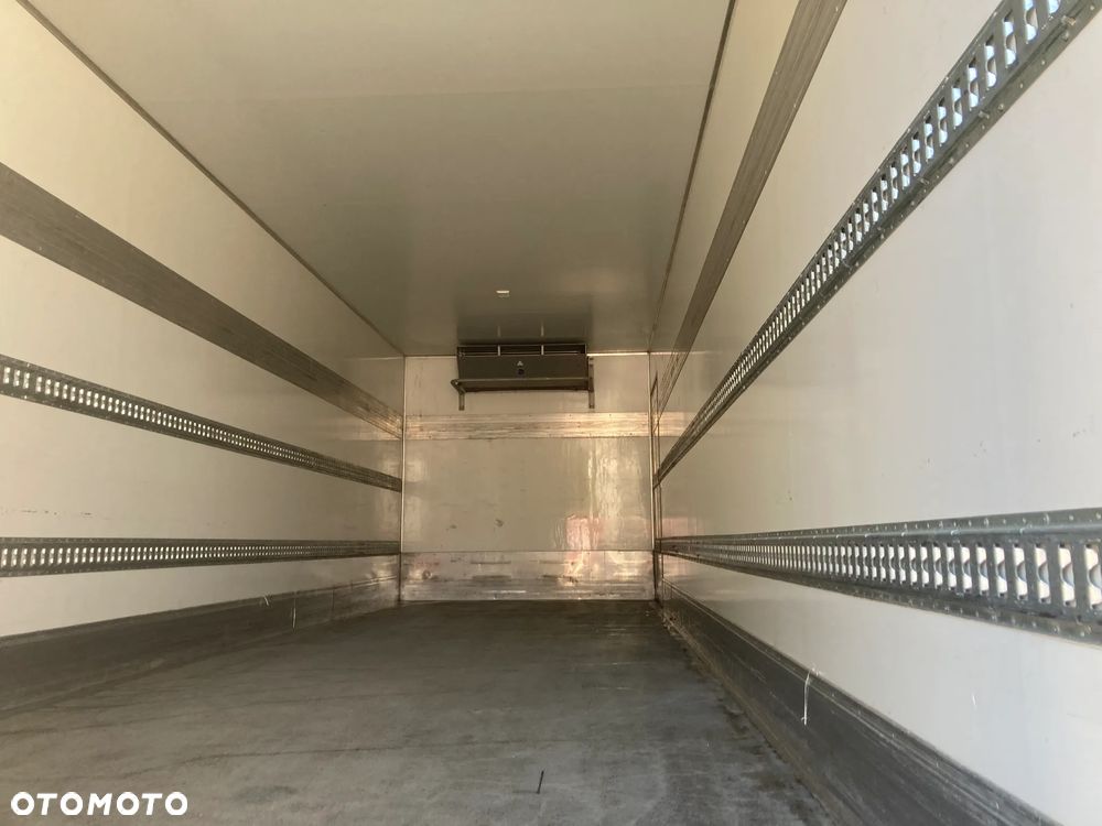 DAF Daf LF 18.280 chłodnia izoterma 22 palety - 6