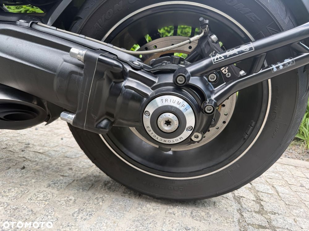 Triumph Rocket - 10