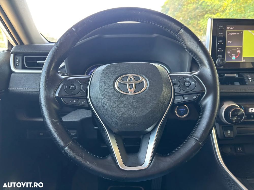 Toyota RAV4 - 23