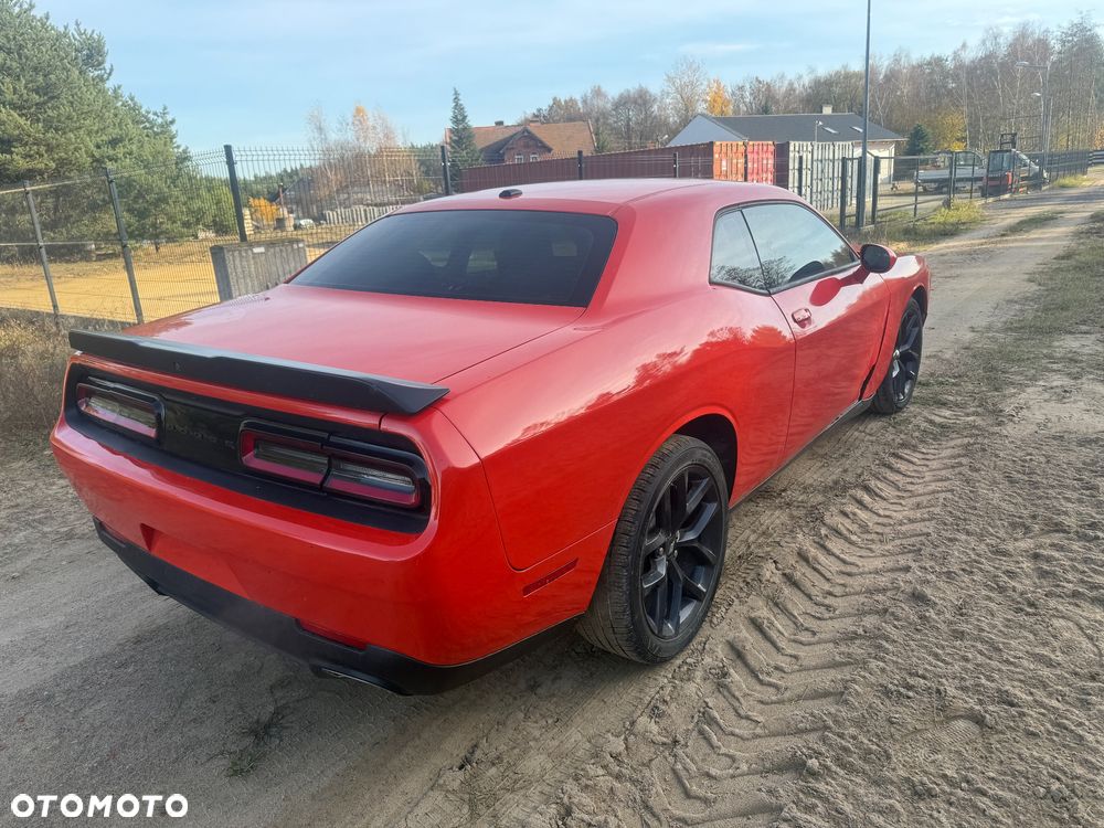 Dodge Challenger ver-automatik-sxt-plus - 14