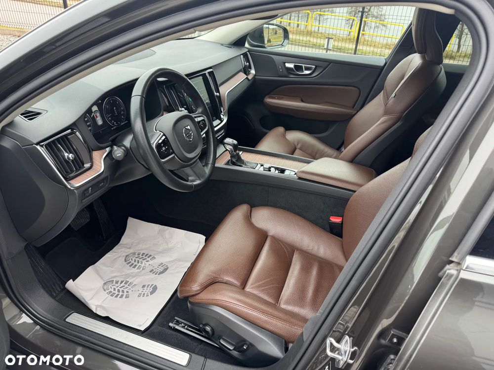Volvo V60 - 10
