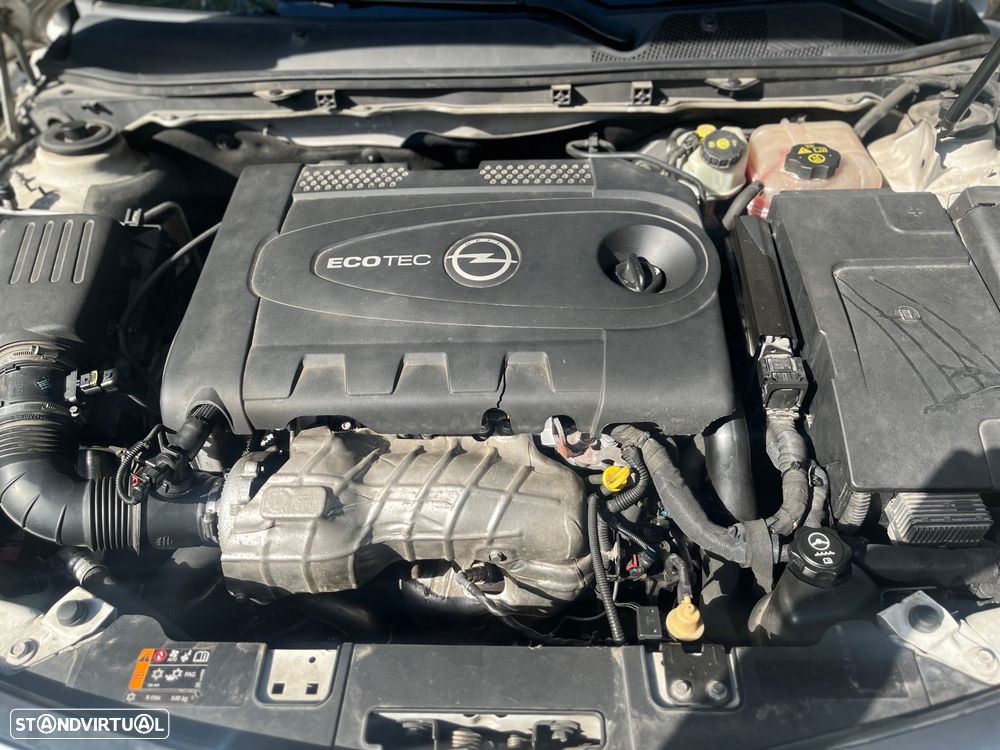 Opel Insignia Sports Tourer - 11