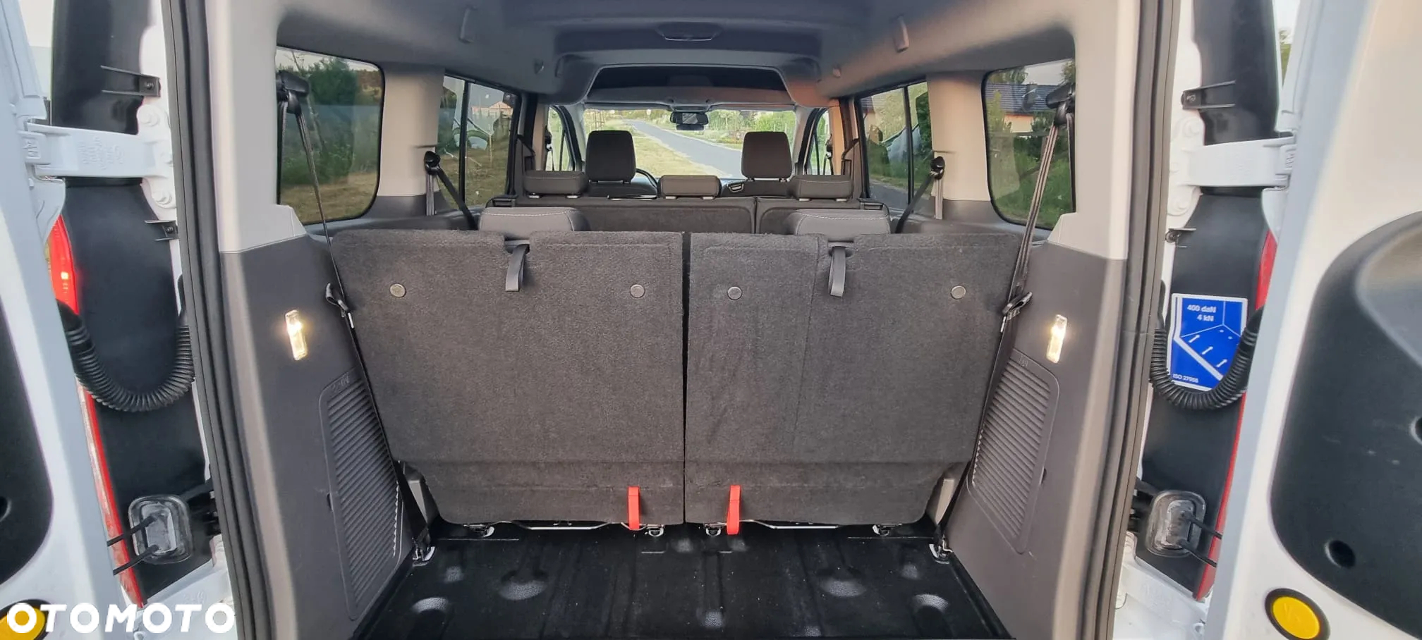 Ford Transit Connect 240 L2 Autm Trend - 17