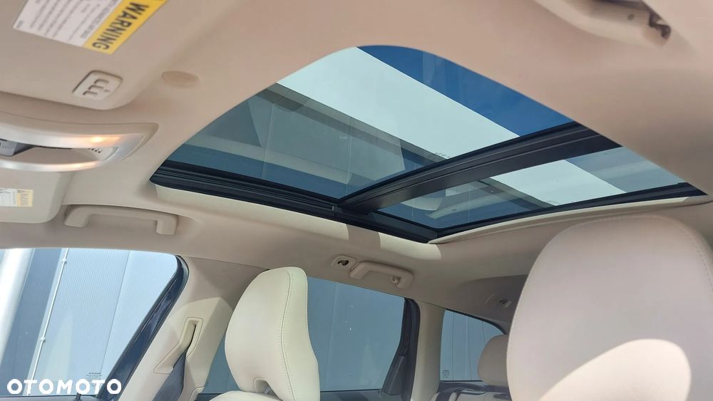 Volvo XC 60 T5 Kinetic - 6