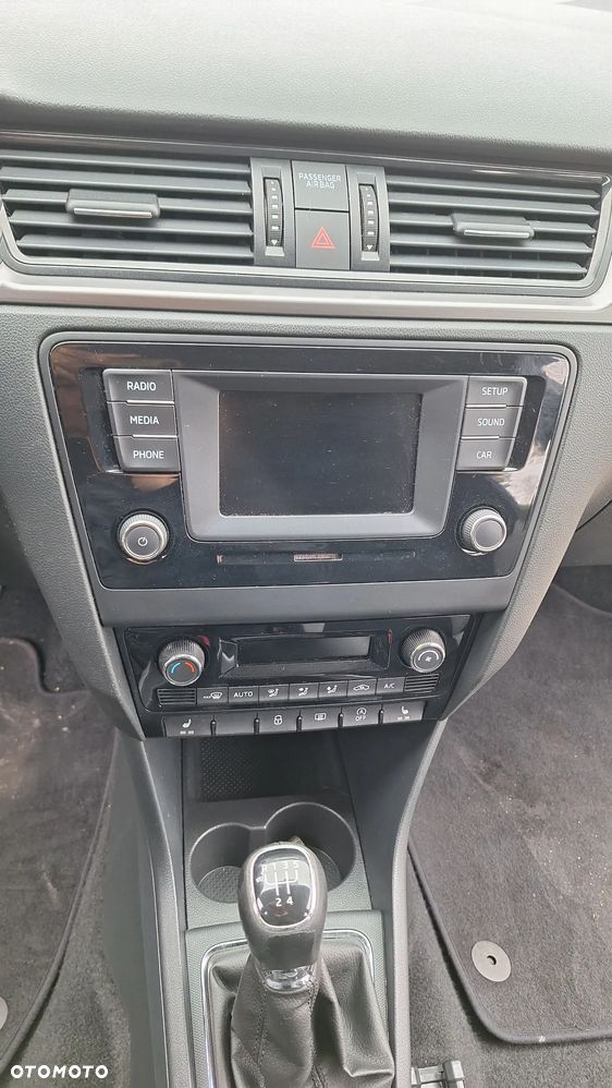 Skoda RAPID Spaceback 1.2 TSI Edition - 18