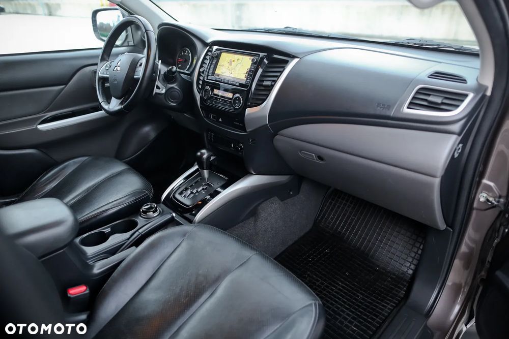 Mitsubishi L200 - 28