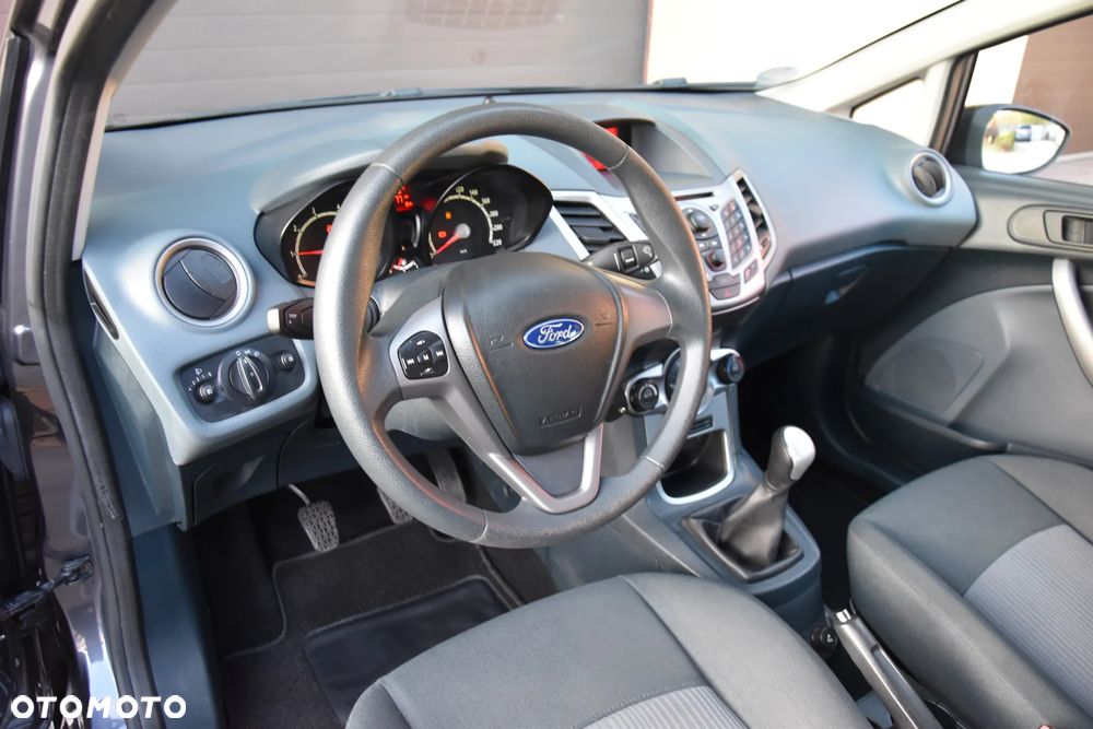 Ford Fiesta 1.25 Titanium EU5 - 17