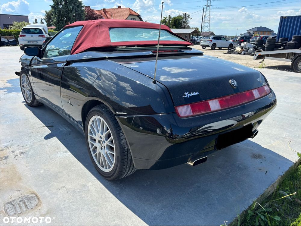Alfa Romeo Spider 3.0 V6 - 4